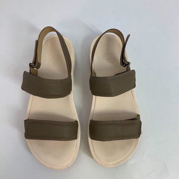 Abeo Women's Peyton Leather Adjustable Strap White Gum Bottom Sandals‎ Size 9 - Picture 10 of 14